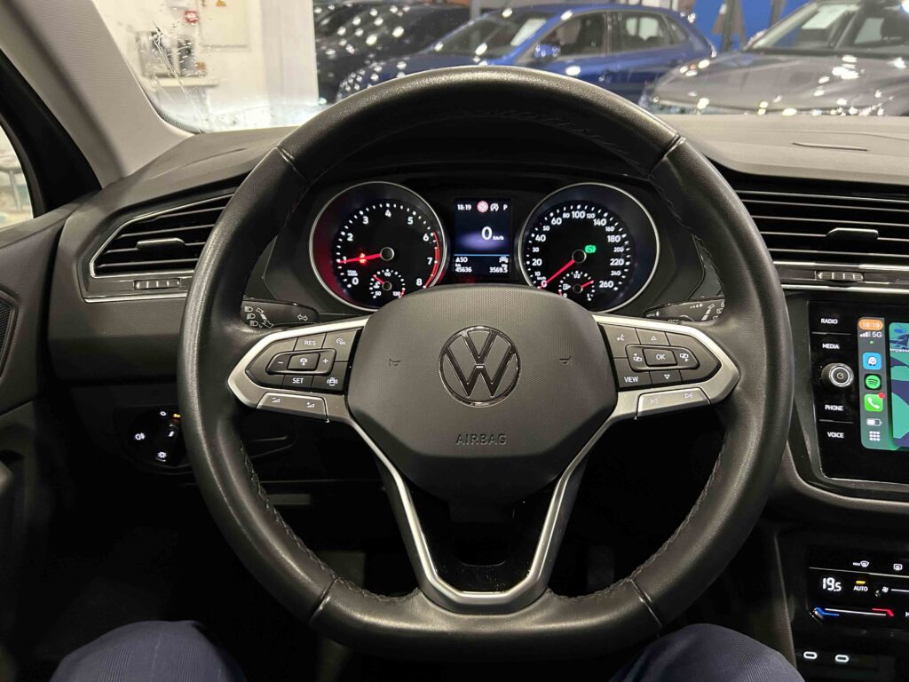 2023 VOLKSWAGEN TIGUAN plein